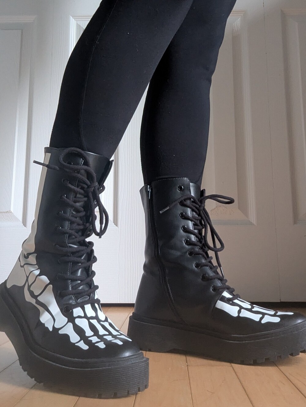 Skeleton Black Combat Boots Black Size 8-8.5